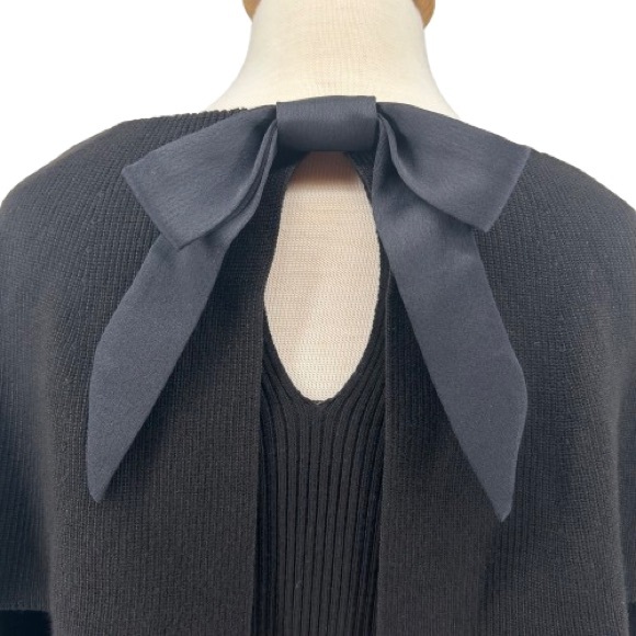 NWT White House Black Market Long Sleeve Bow Back Pullover Sweater Black Medium - Picture 3 of 15